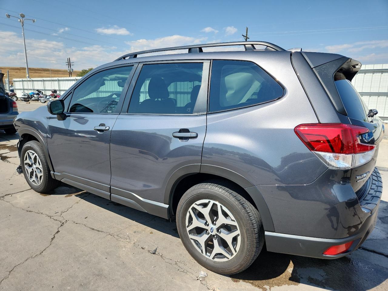 SUBARU FORESTER PREMIUM