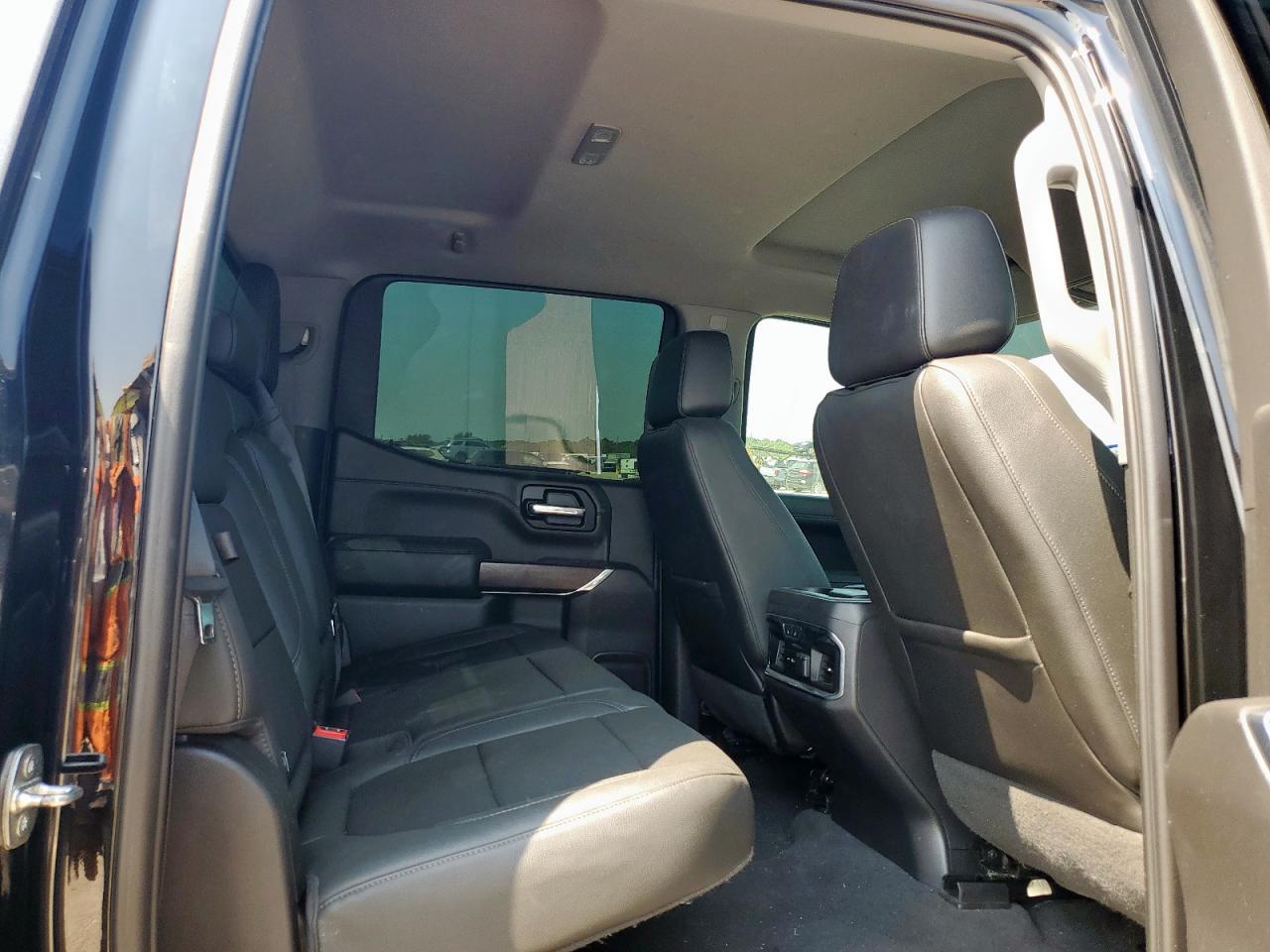 GMC SIERRA K1500 SLT