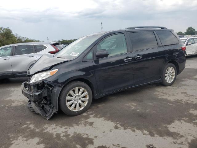 TOYOTA SIENNA XLE