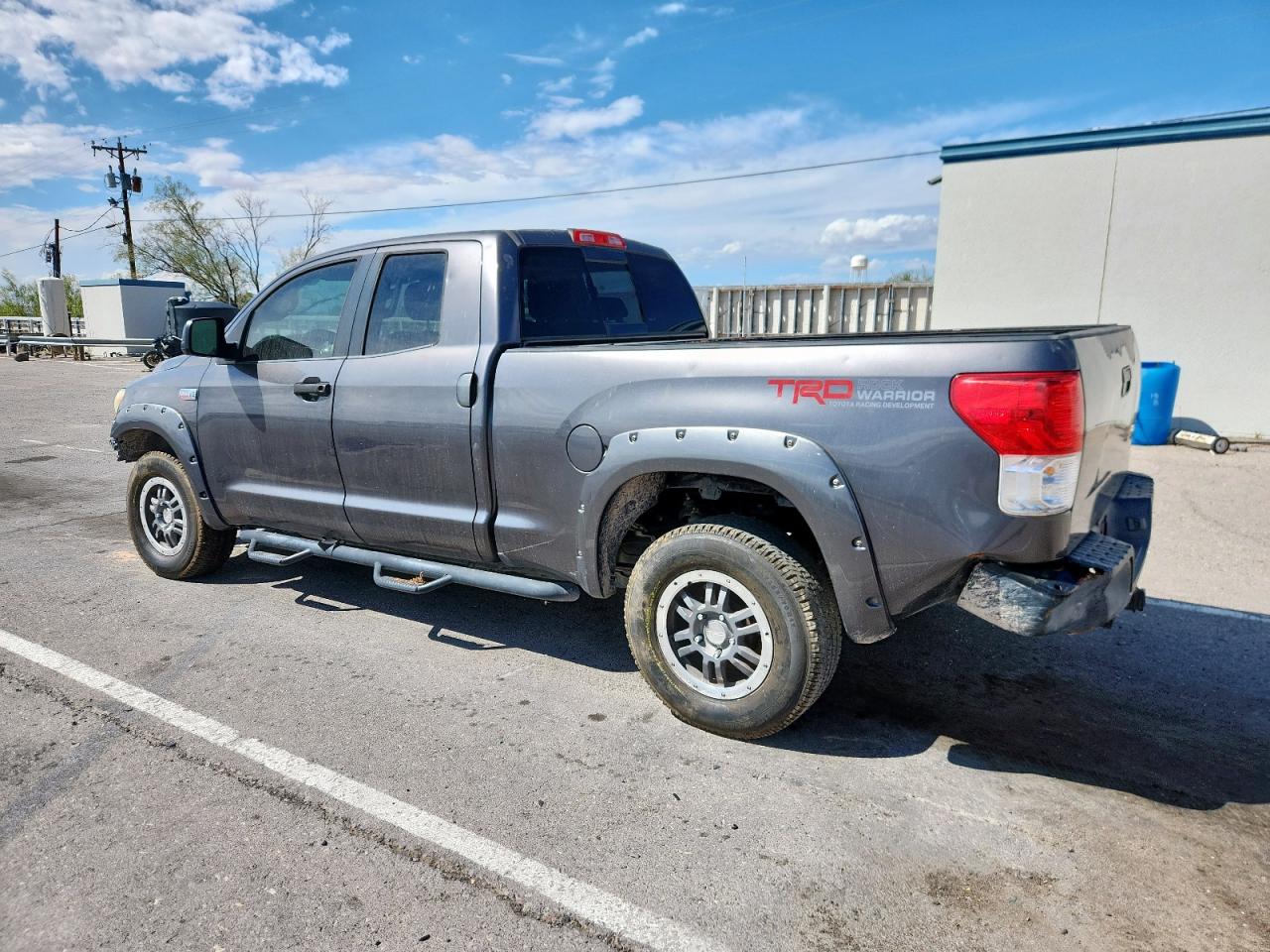 TOYOTA TUNDRA DOUBLE CAB SR5