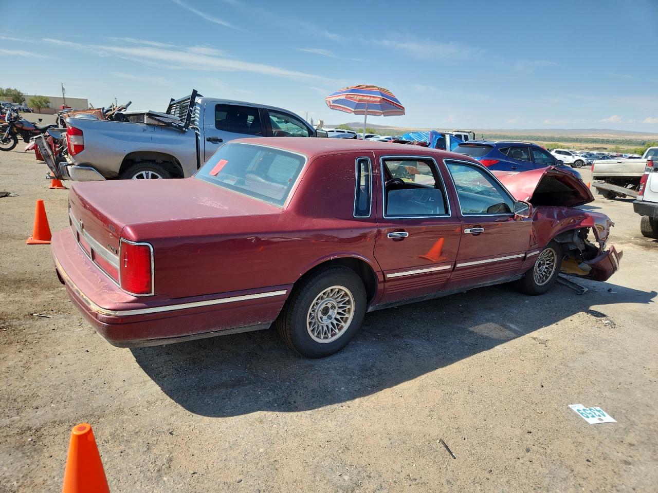 Lot #3275777512 1997 LINCOLN TOWN CAR EXECUTIVE