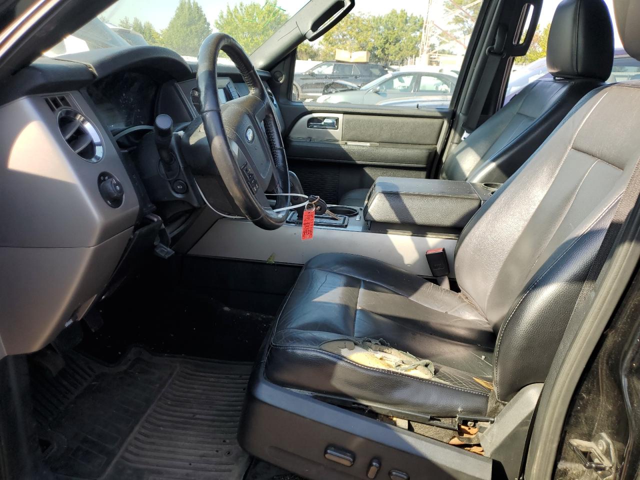 FORD EXPEDITION EL XLT