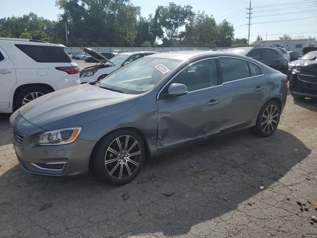 VOLVO S60 PLATINUM