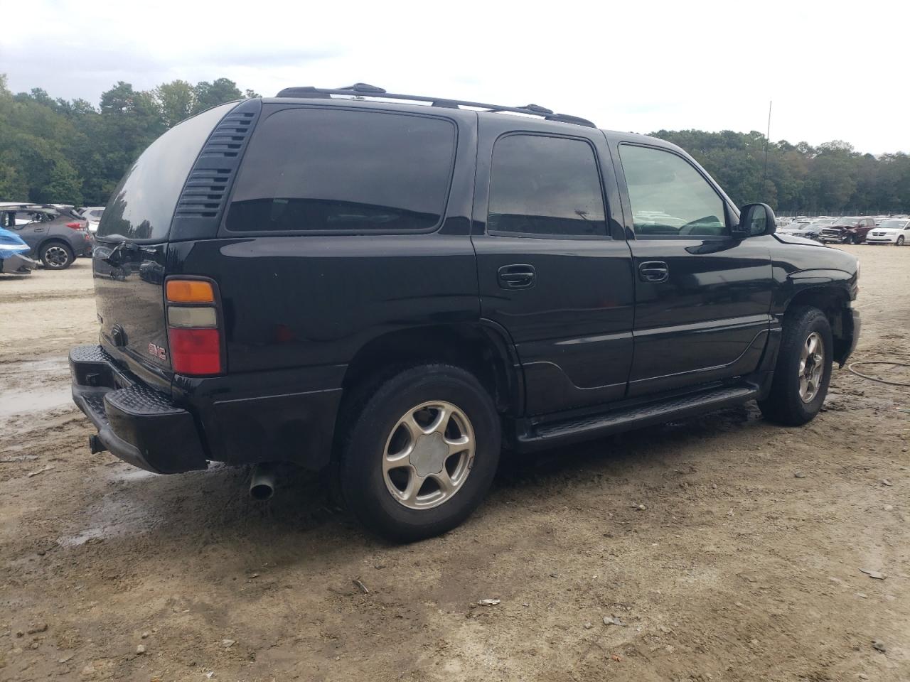 Lot #3275655795 2005 GMC YUKON DENA