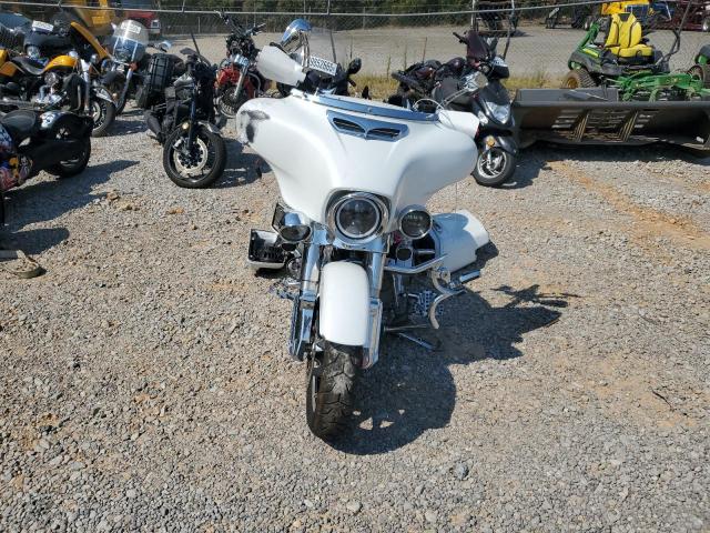 2019 HARLEY-DAVIDSON FLHT 1HD1FVC2XKB653924