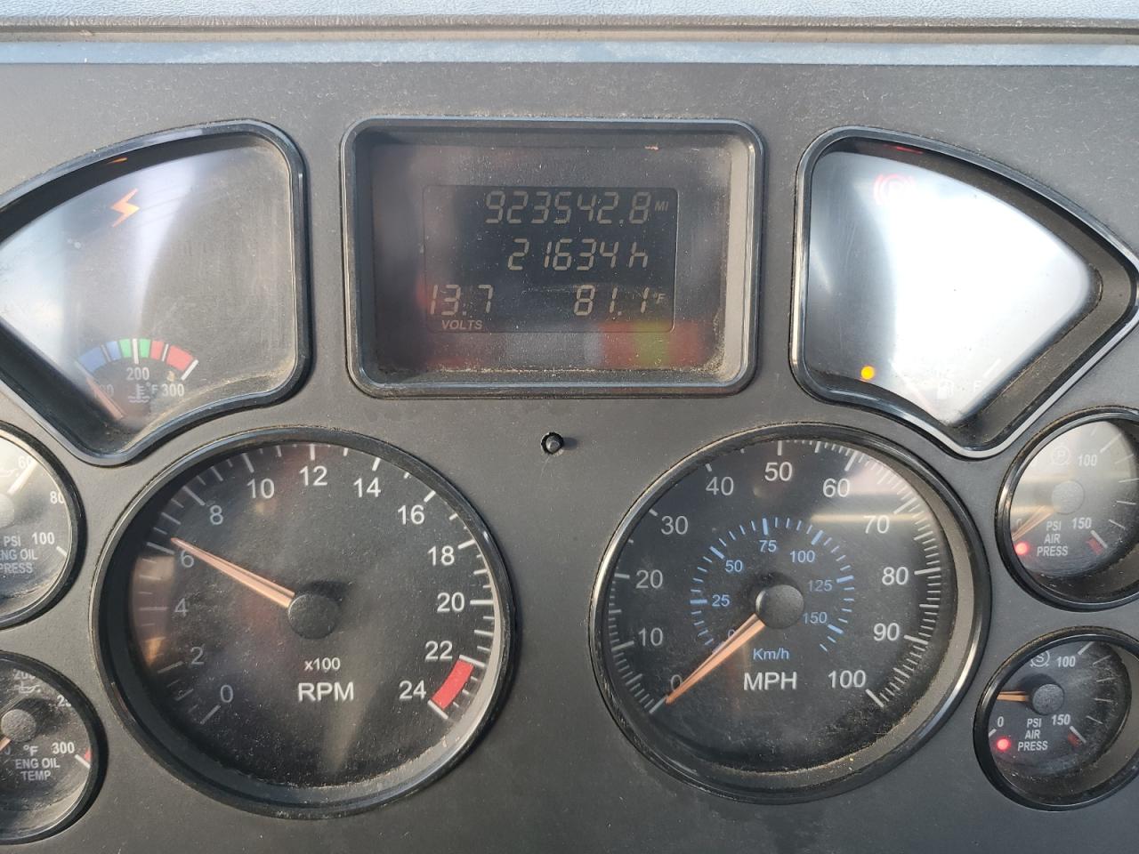 Lot #3270775855 2007 MACK 600 CXP600