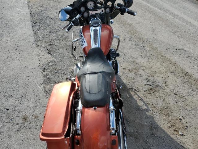 2011 HARLEY-DAVIDSON FLHX 1HD1KB415BB666306