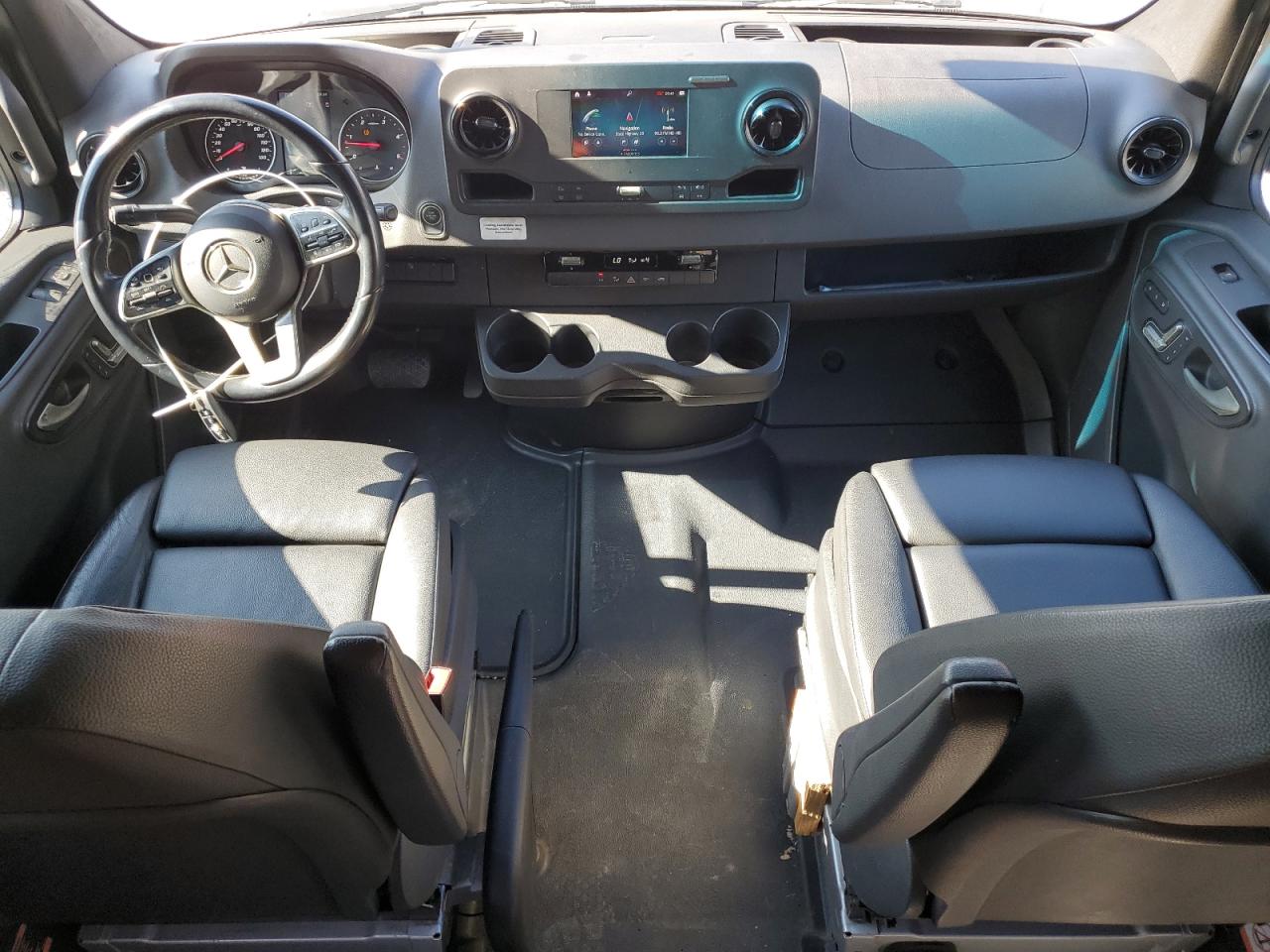 MERCEDES-BENZ SPRINTER 2500/3500