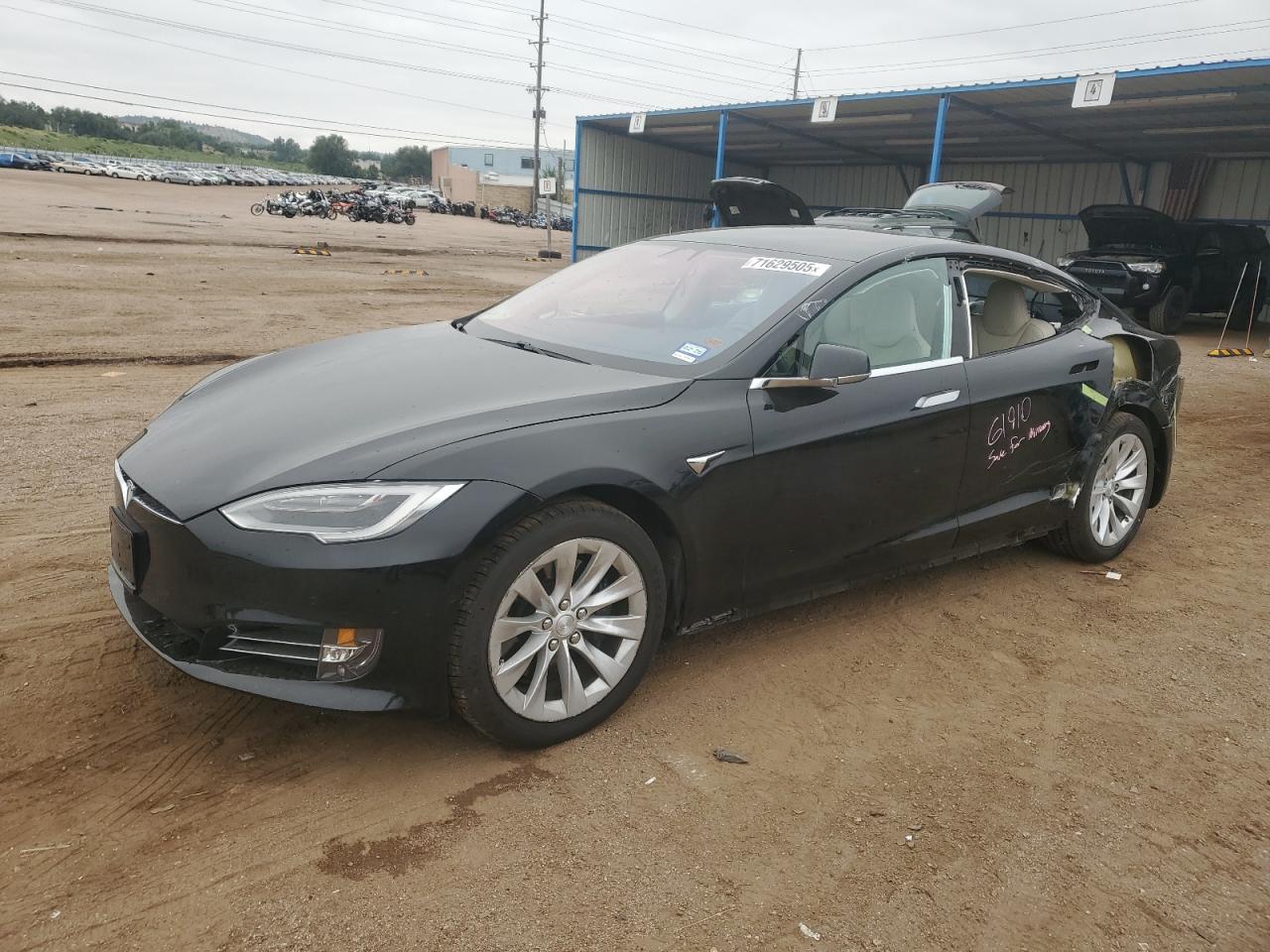 TESLA MODEL S
