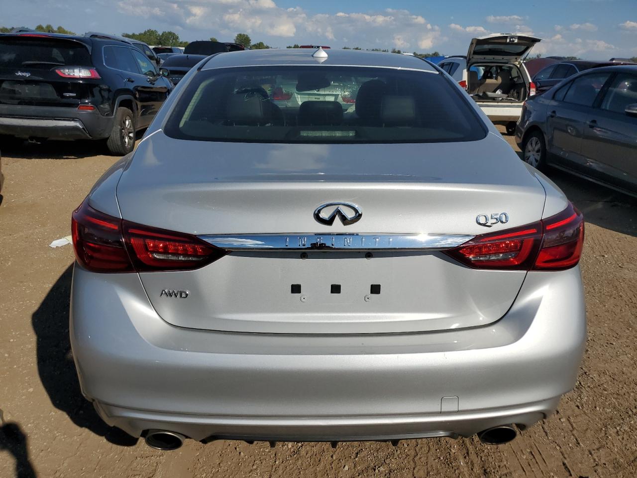 INFINITI Q50 PURE