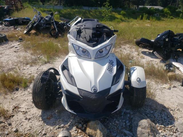 2018 CAN-AM SPYDER ROA 2BXNBDD22JV001779