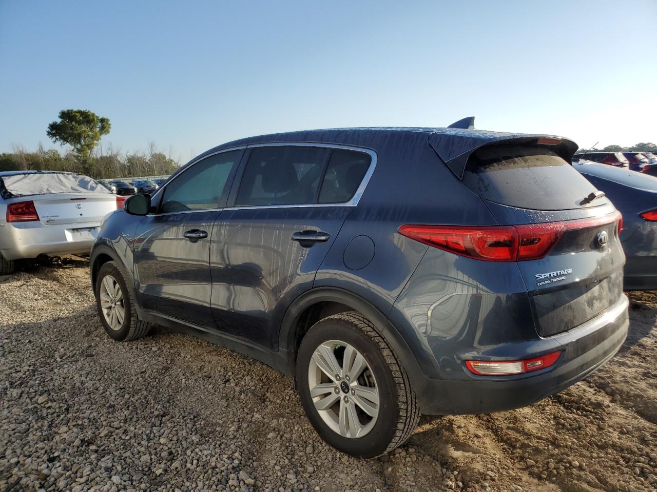 KIA SPORTAGE LX