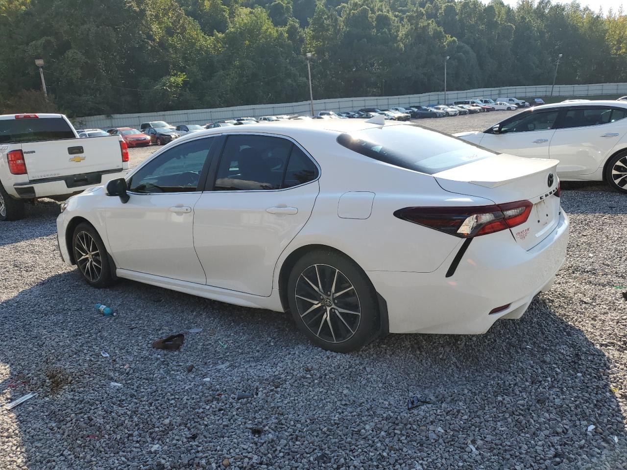 TOYOTA CAMRY SE NIGHT SHADE