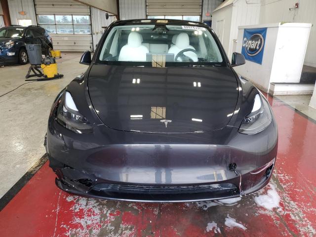2024 TESLA MODEL Y 7SAYGAEE6RF037080