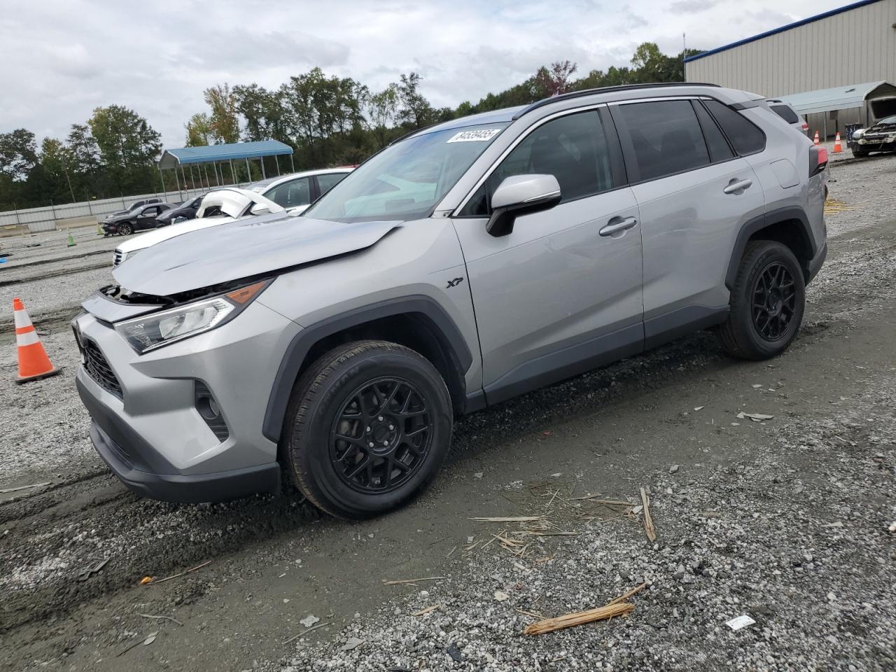 TOYOTA RAV4 XLE