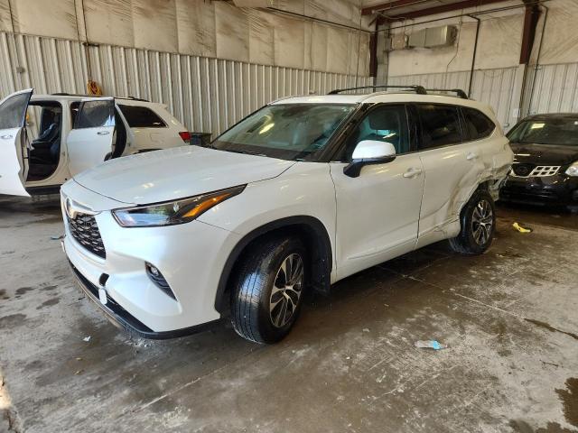 2022 TOYOTA HIGHLANDER - 5TDHZRBH1NS589984
