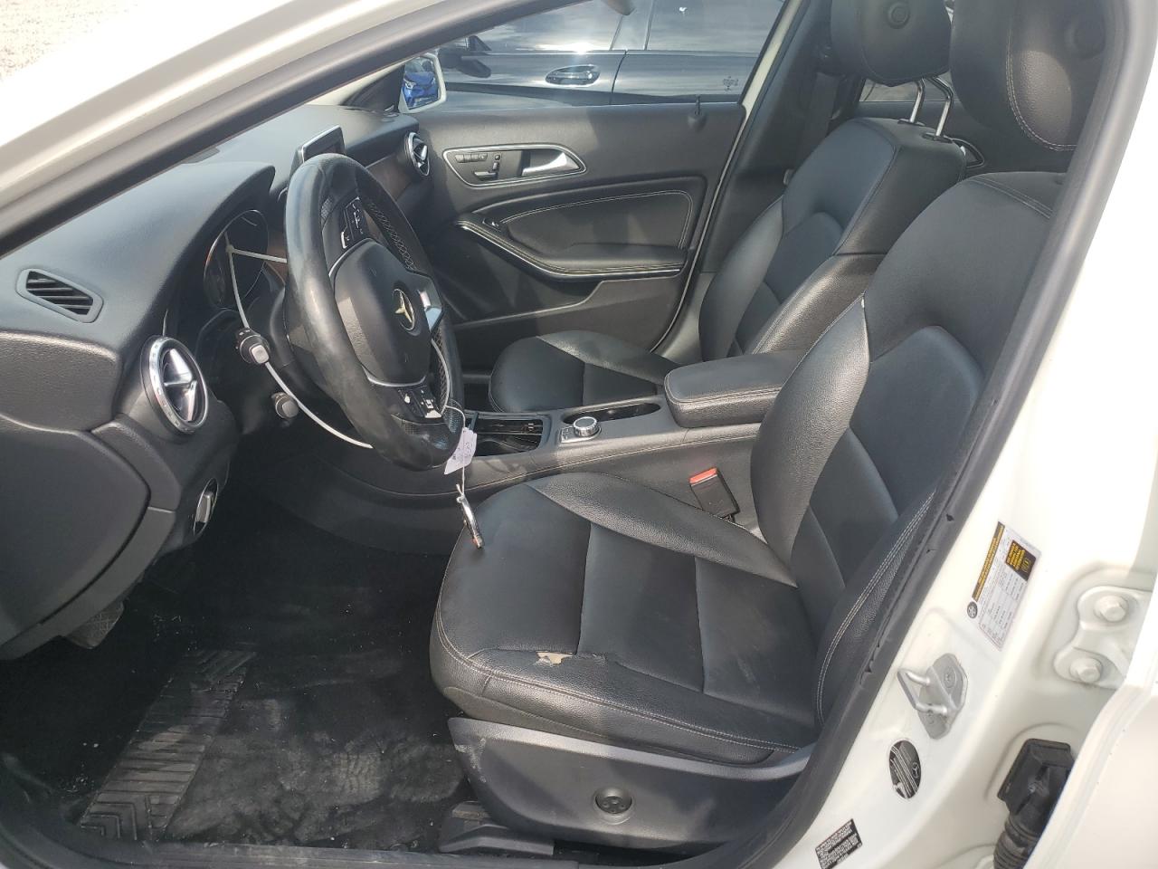 MERCEDES-BENZ GLA-CLASS 250 4MATIC