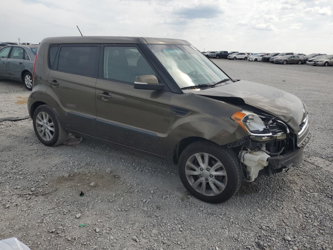 KIA SOUL +