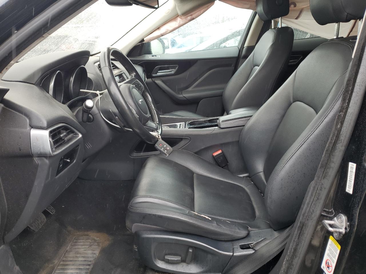 JAGUAR F-PACE PREMIUM