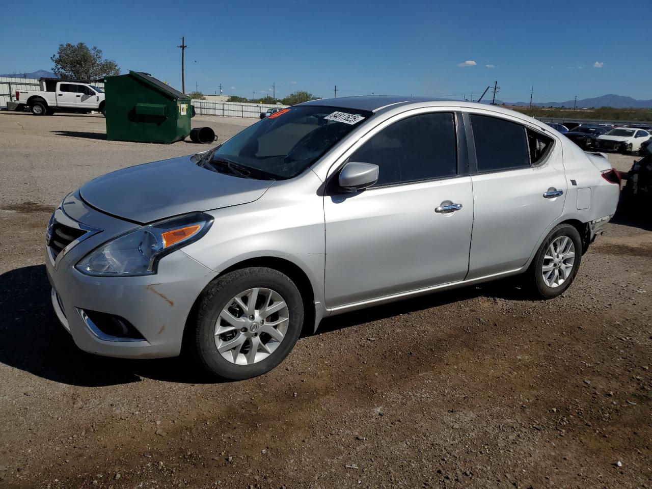 NISSAN VERSA S