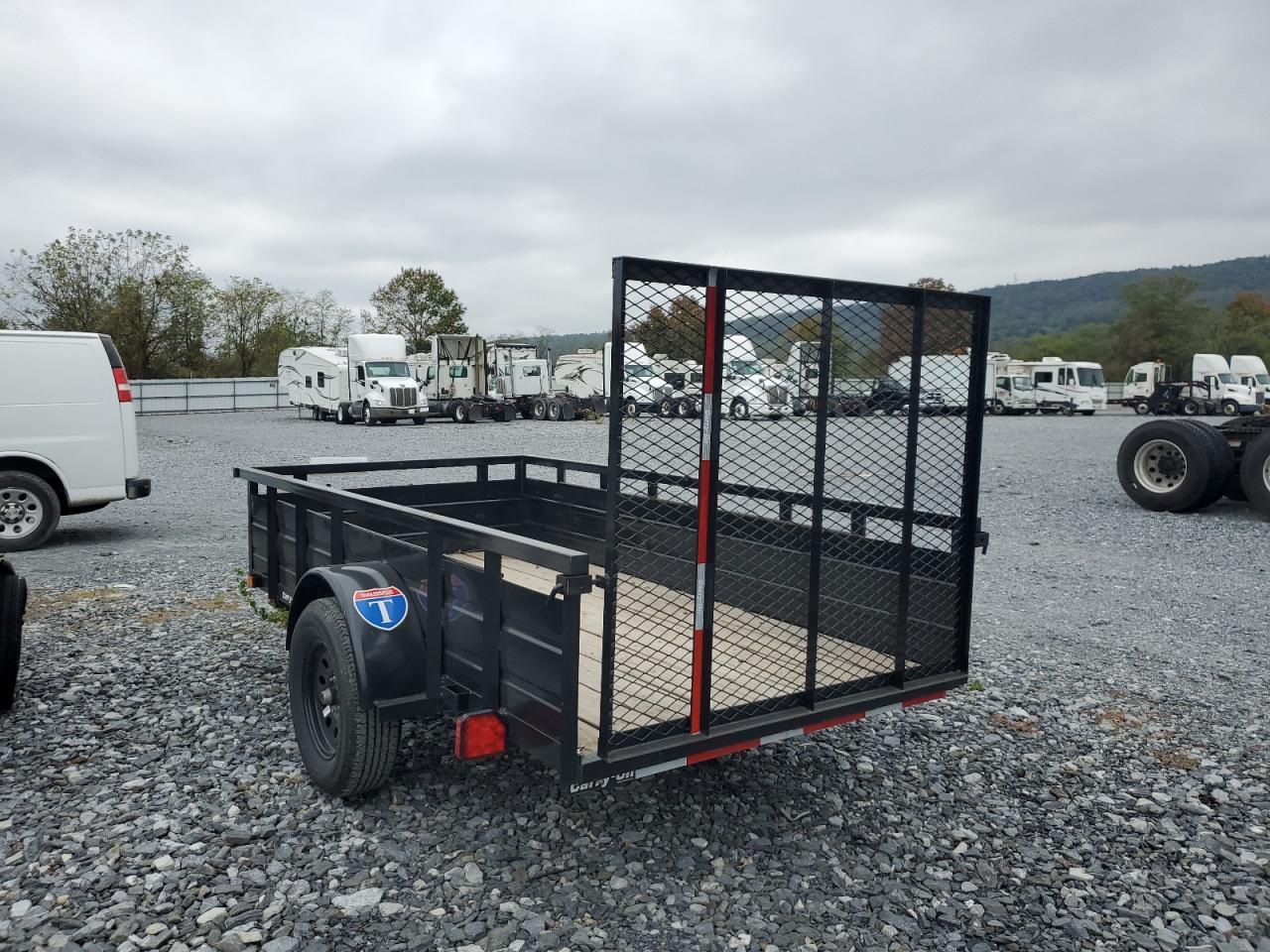 Lot #3258874809 2025 CARRY-ON UNKNOWN