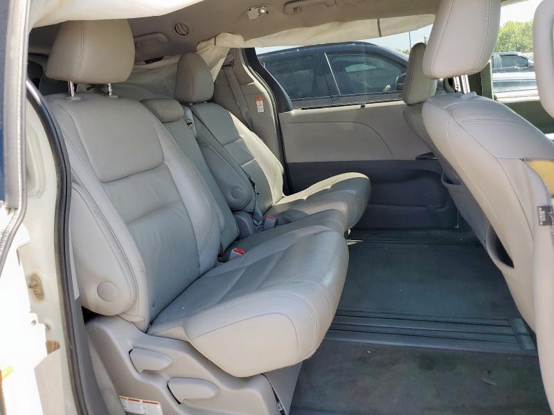 2017 TOYOTA SIENNA XLE - 5TDYZ3DC9HS776022