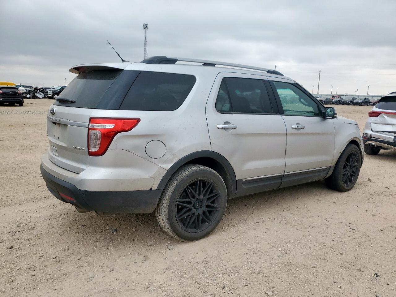 FORD EXPLORER LIMITED