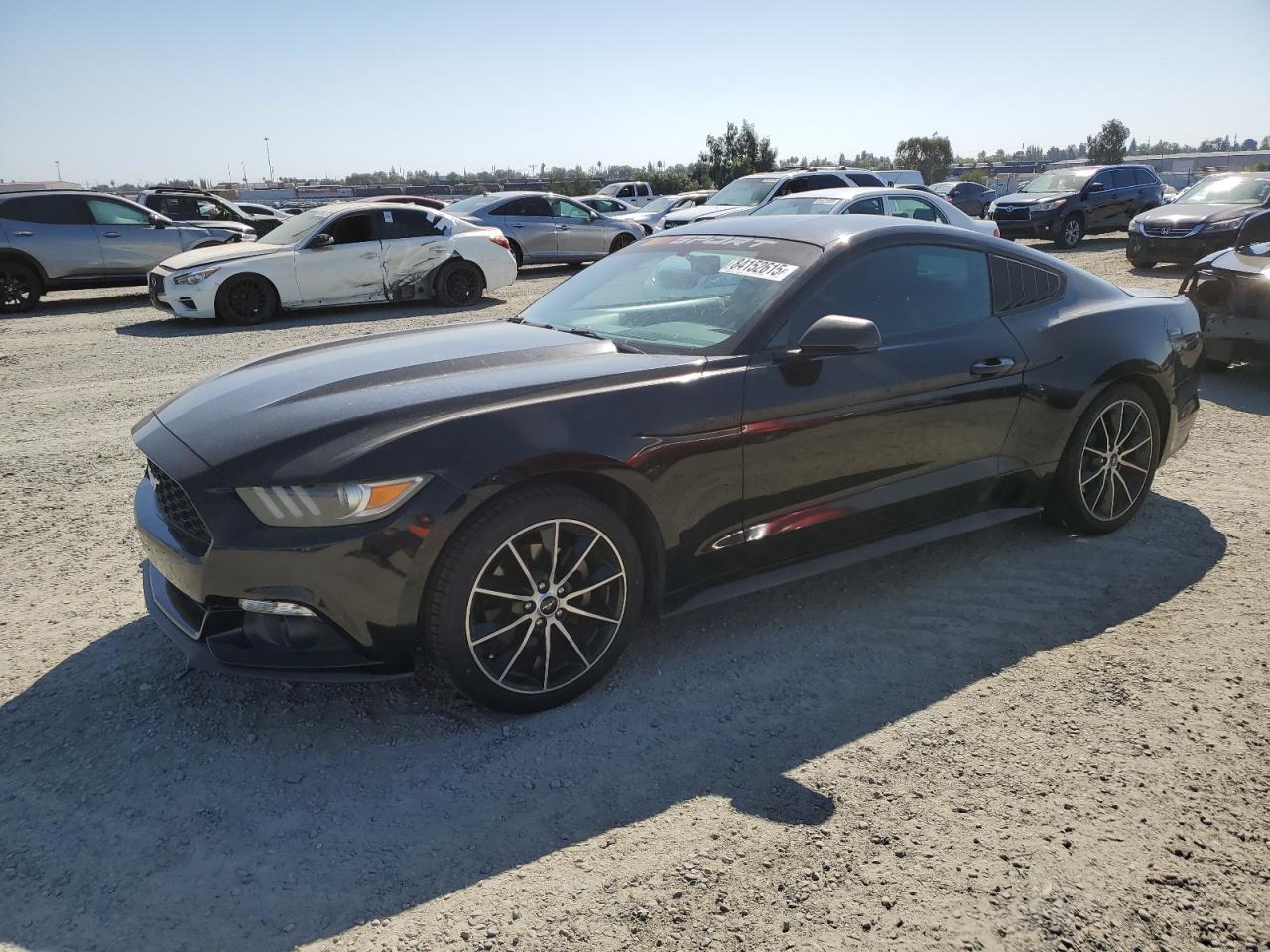  Salvage Ford Mustang