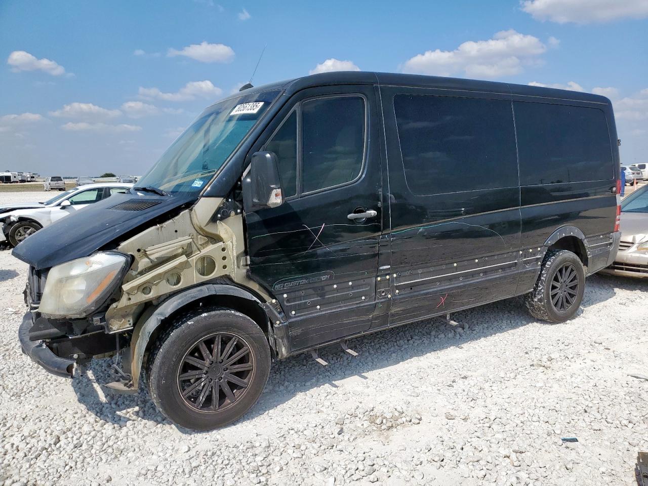 MERCEDES-BENZ SPRINTER 2500