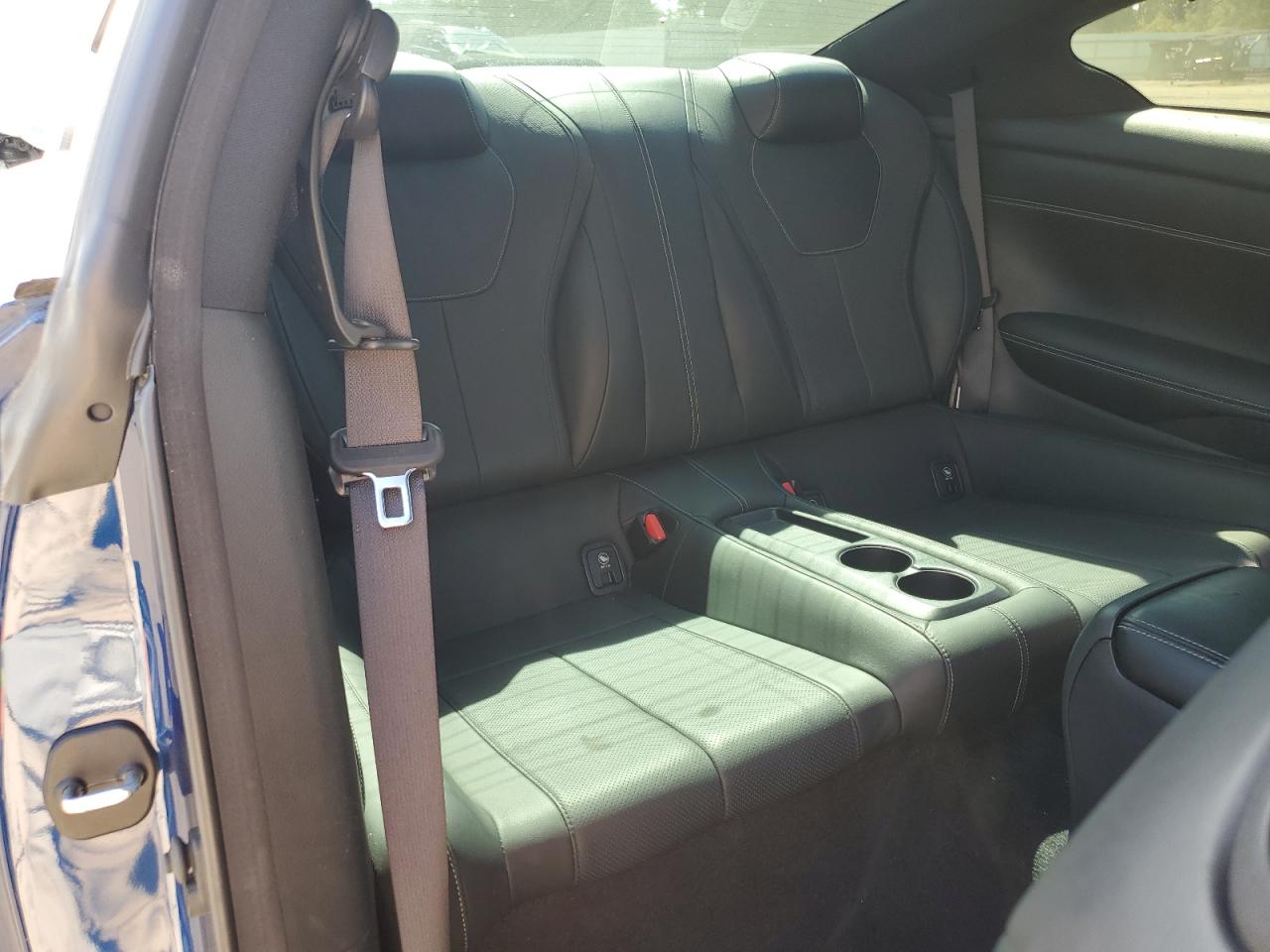 INFINITI Q60 LUXE 300