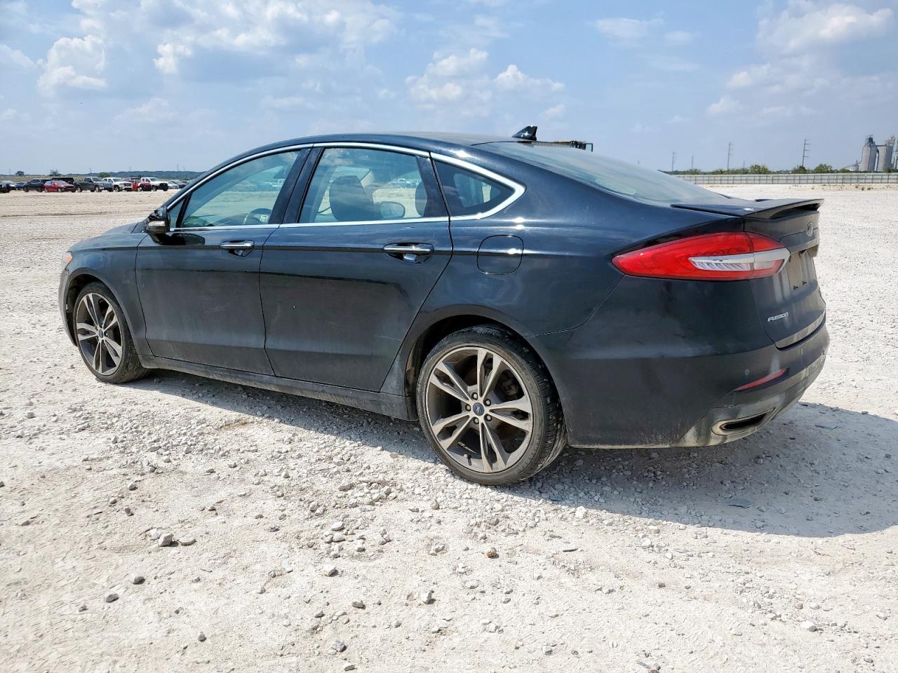 FORD FUSION TITANIUM