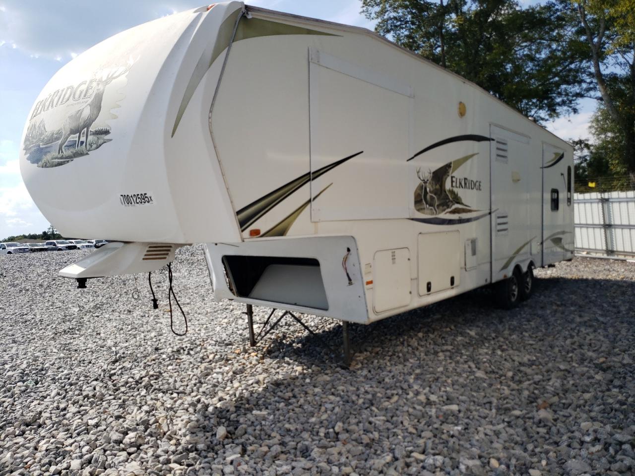 Lot #3265260999 2011 ELK 37ULTA