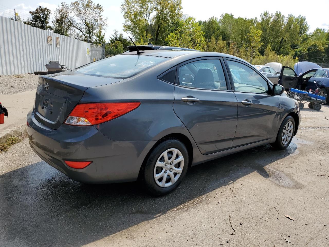 HYUNDAI ACCENT GLS