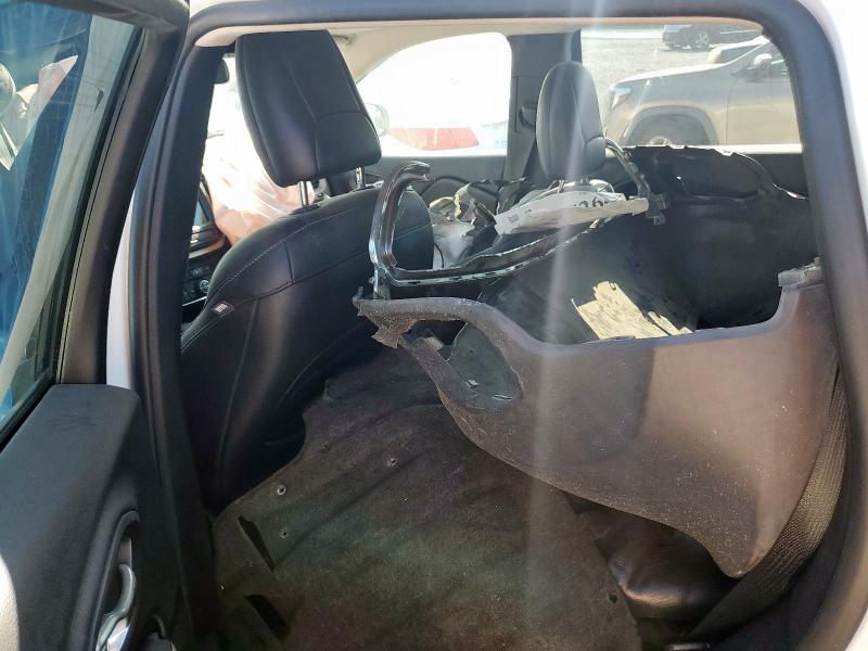 2018 JEEP CHEROKEE L 1C4PJMDX4JD512932