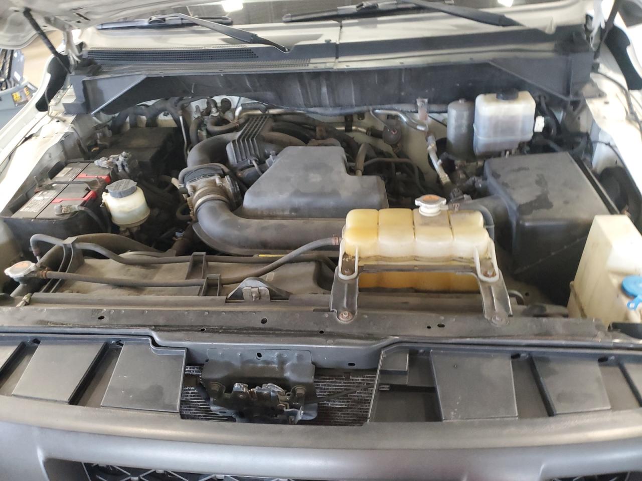 NISSAN NV3500 3500 S