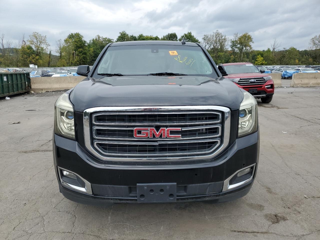 GMC YUKON K1500 SLE