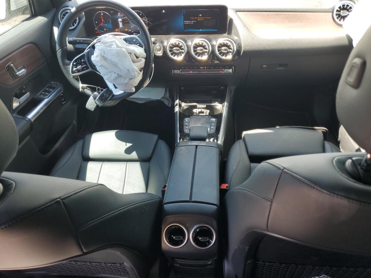 MERCEDES-BENZ GLA-CLASS 250