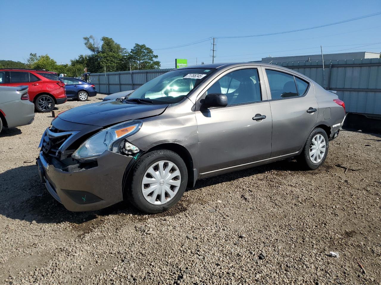 NISSAN VERSA S