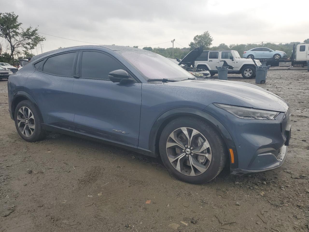 FORD MUSTANG PREMIUM