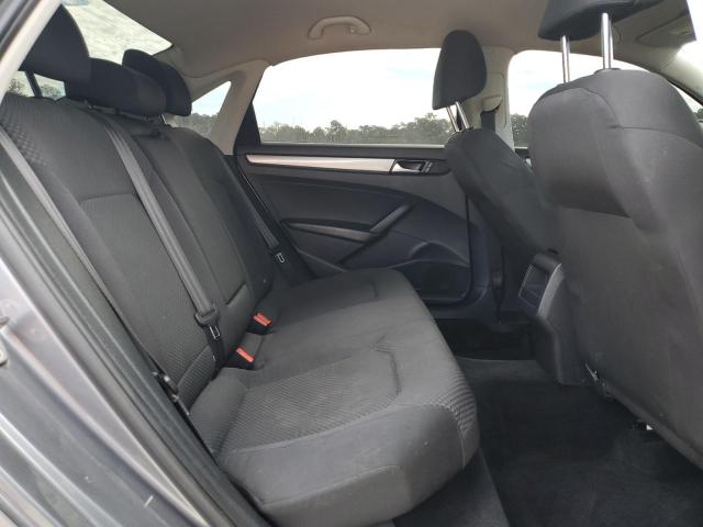 2015 VOLKSWAGEN PASSAT S - 1VWAT7A34FC061790