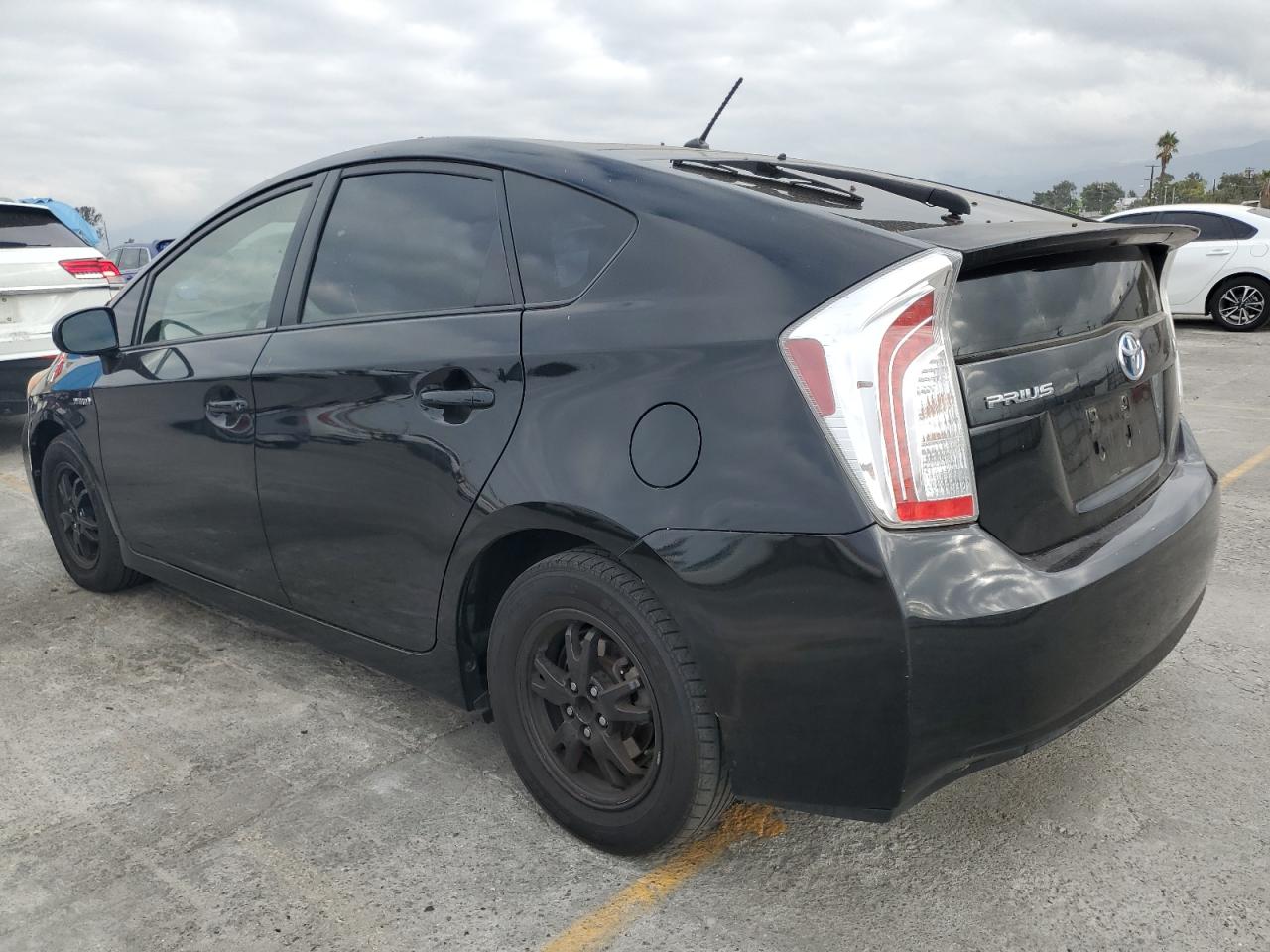 TOYOTA PRIUS