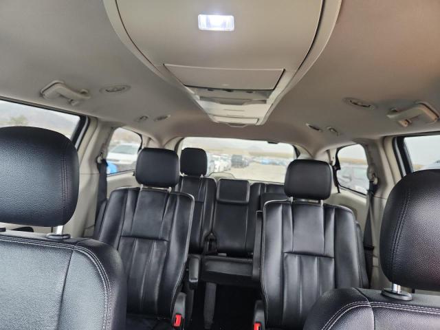 2014 CHRYSLER TOWN & COU - 2C4RC1BG2ER242753