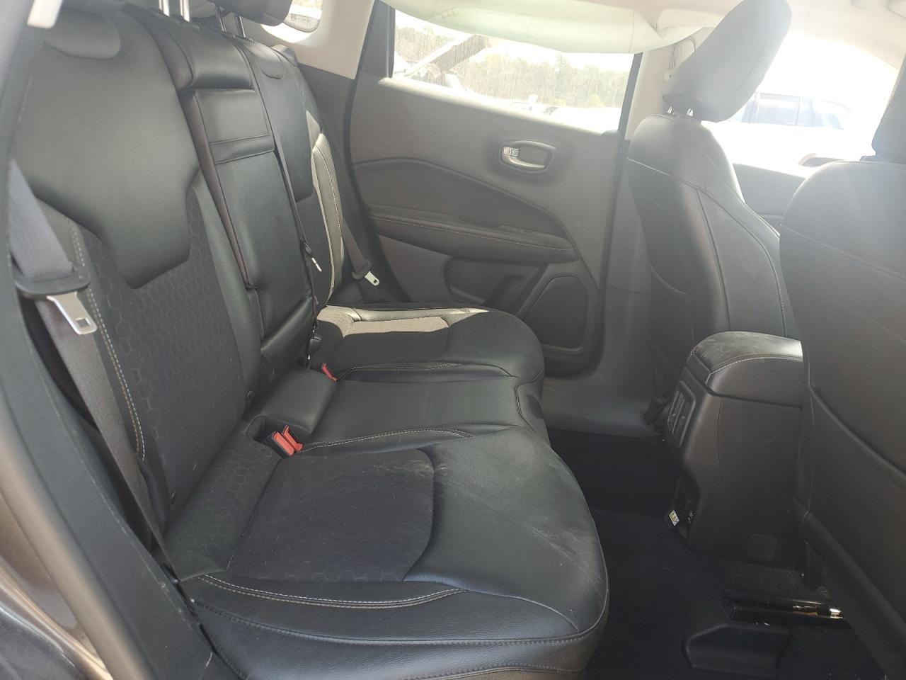 JEEP COMPASS LATITUDE