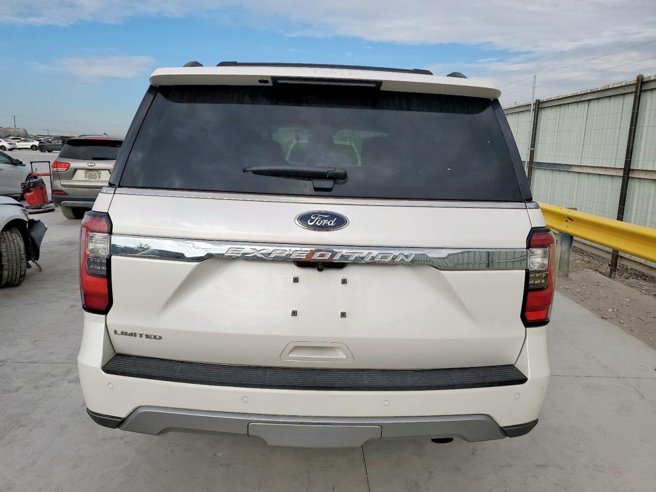 FORD EXPEDITION LIMITED