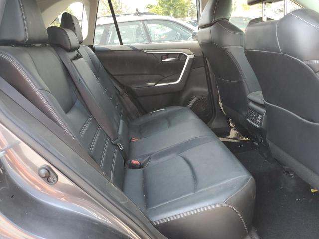 2020 TOYOTA RAV4 XLE P JTMA1RFV6LD529507