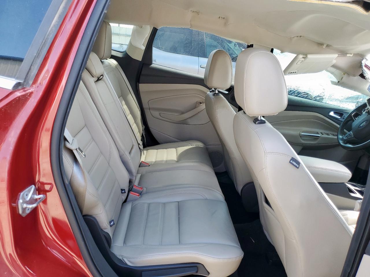 FORD ESCAPE TITANIUM