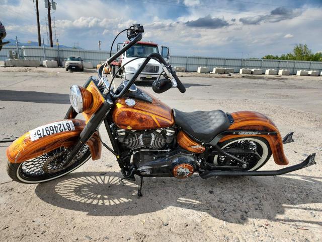 2018 HARLEY-DAVIDSON FLHCS HERI 1HD1YBK19JC068648