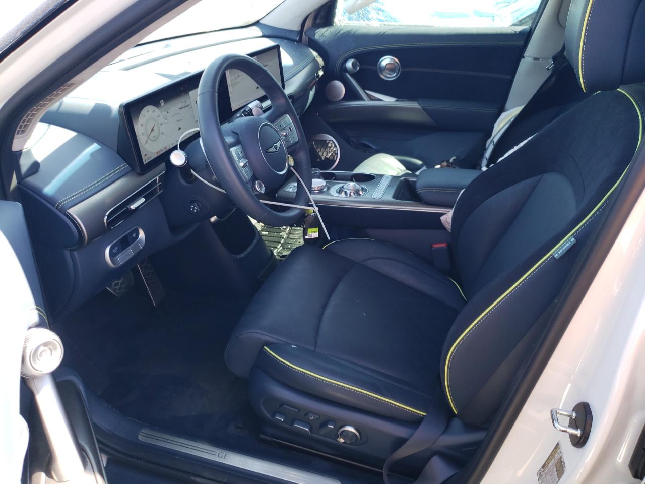 GENESIS GV60 PERFORMANCE