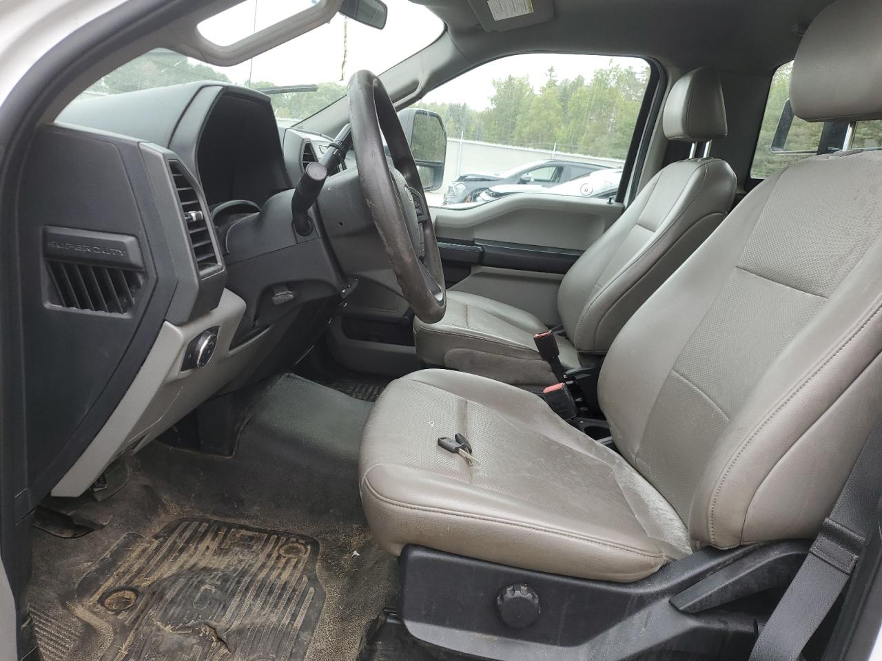 FORD F-350 SUPER DUTY