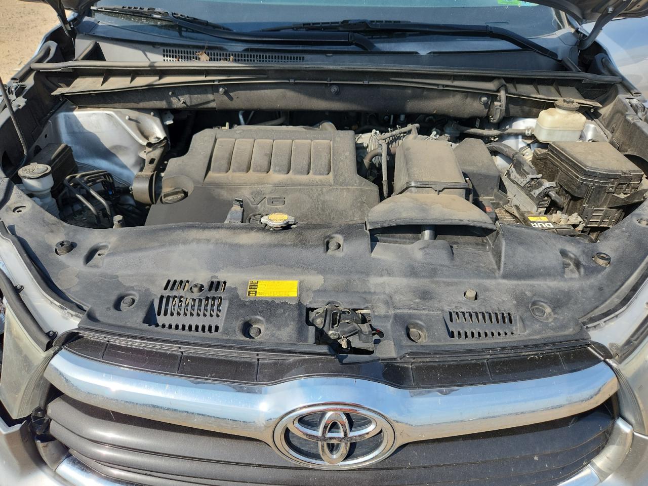 TOYOTA HIGHLANDER XLE